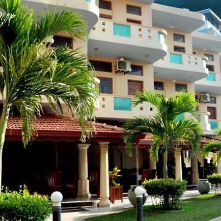 Rani Beach Resorts Negombo Extérieur photo