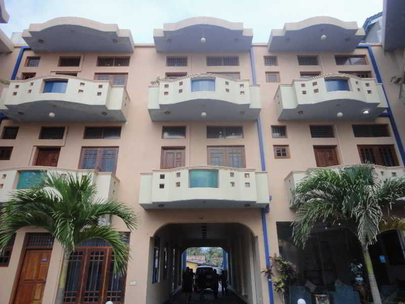 Rani Beach Resorts Negombo Extérieur photo